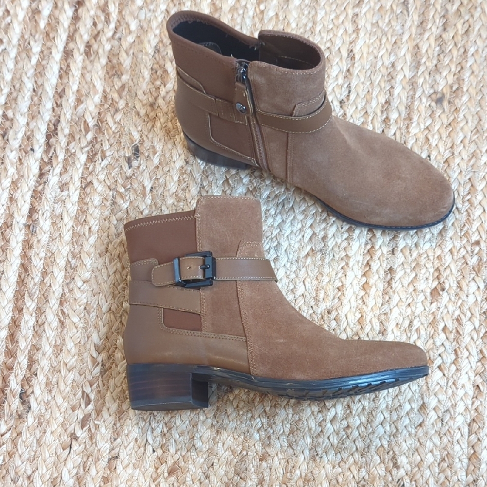 Isaac Mizrahi Brown Suede Ankle Boots